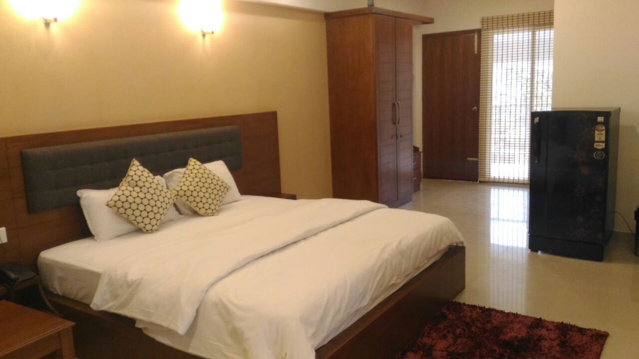 Merchant Navy Club - front view